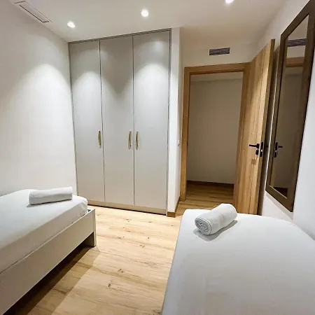 Castelldefels Beach Apartment *