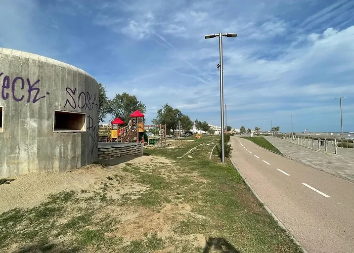 Cunit Beach شقة *